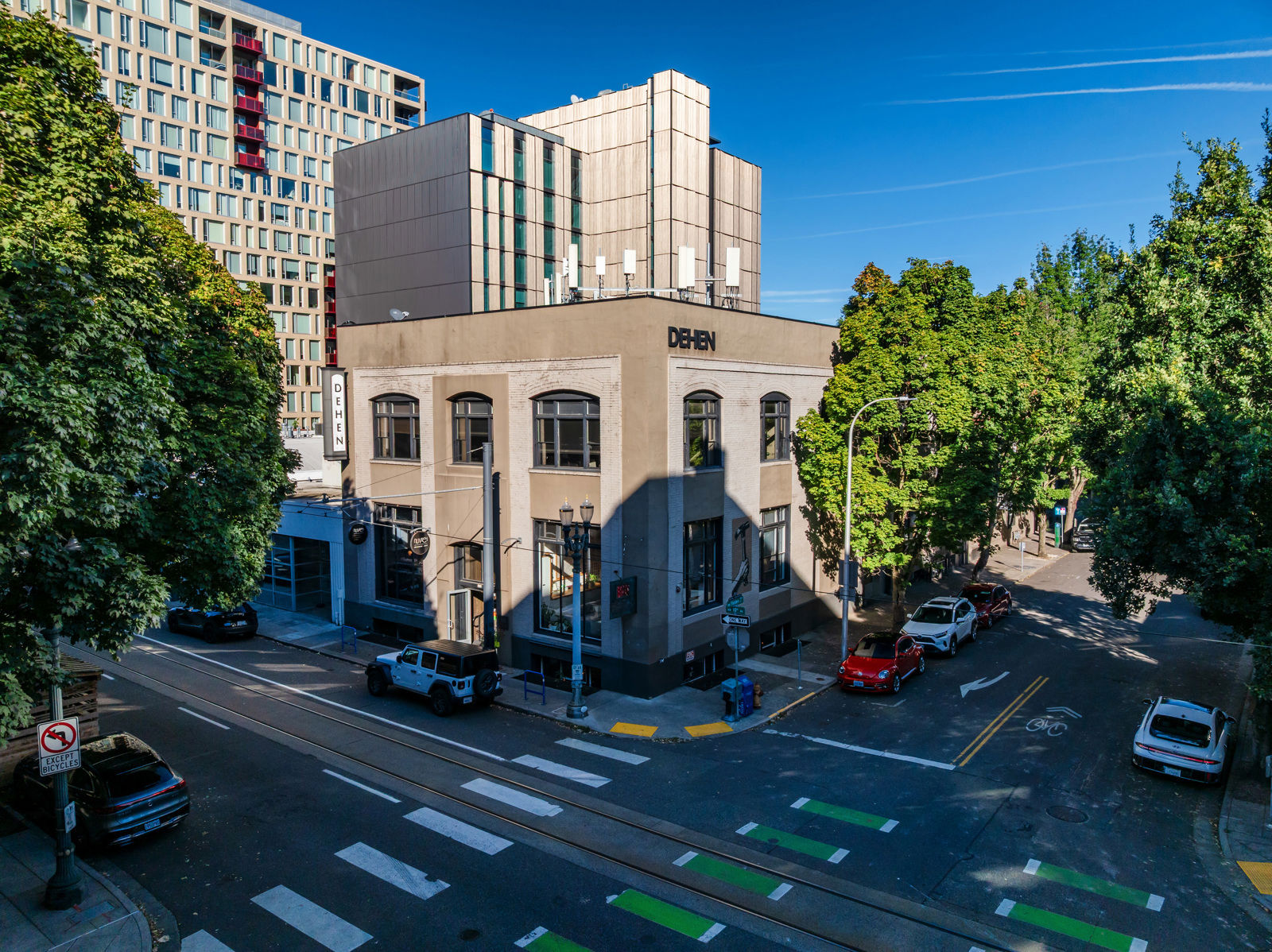 Dehen_Bldg_005