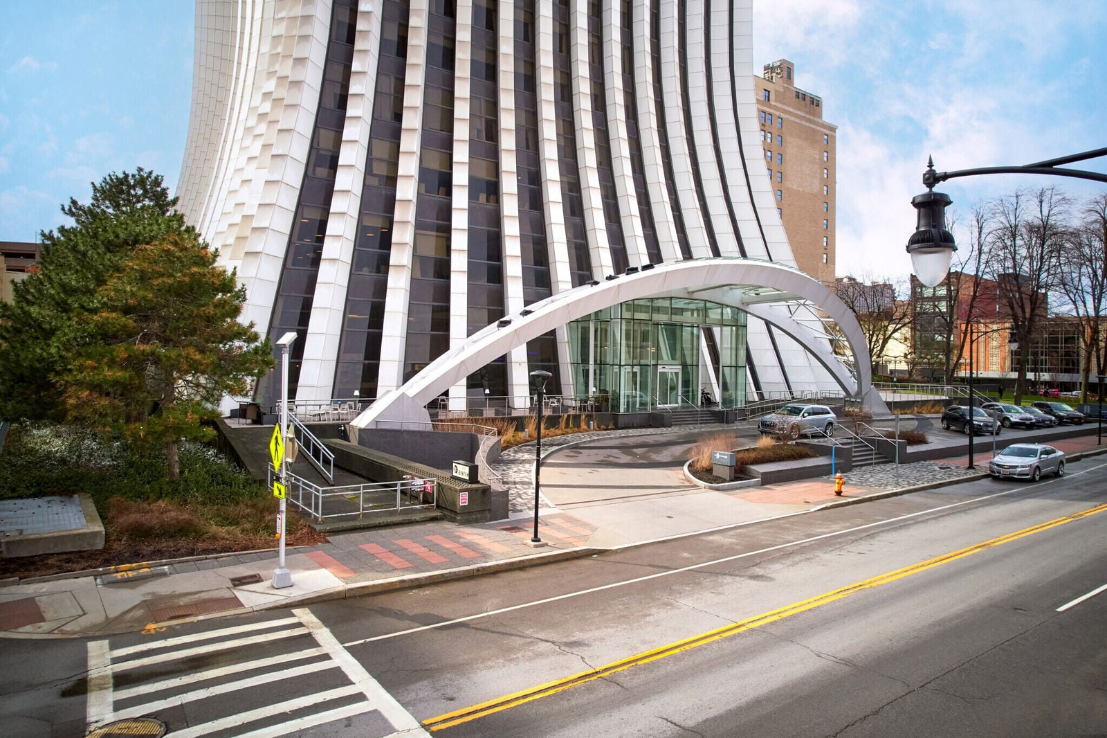 The Metropolitan Exterior 3