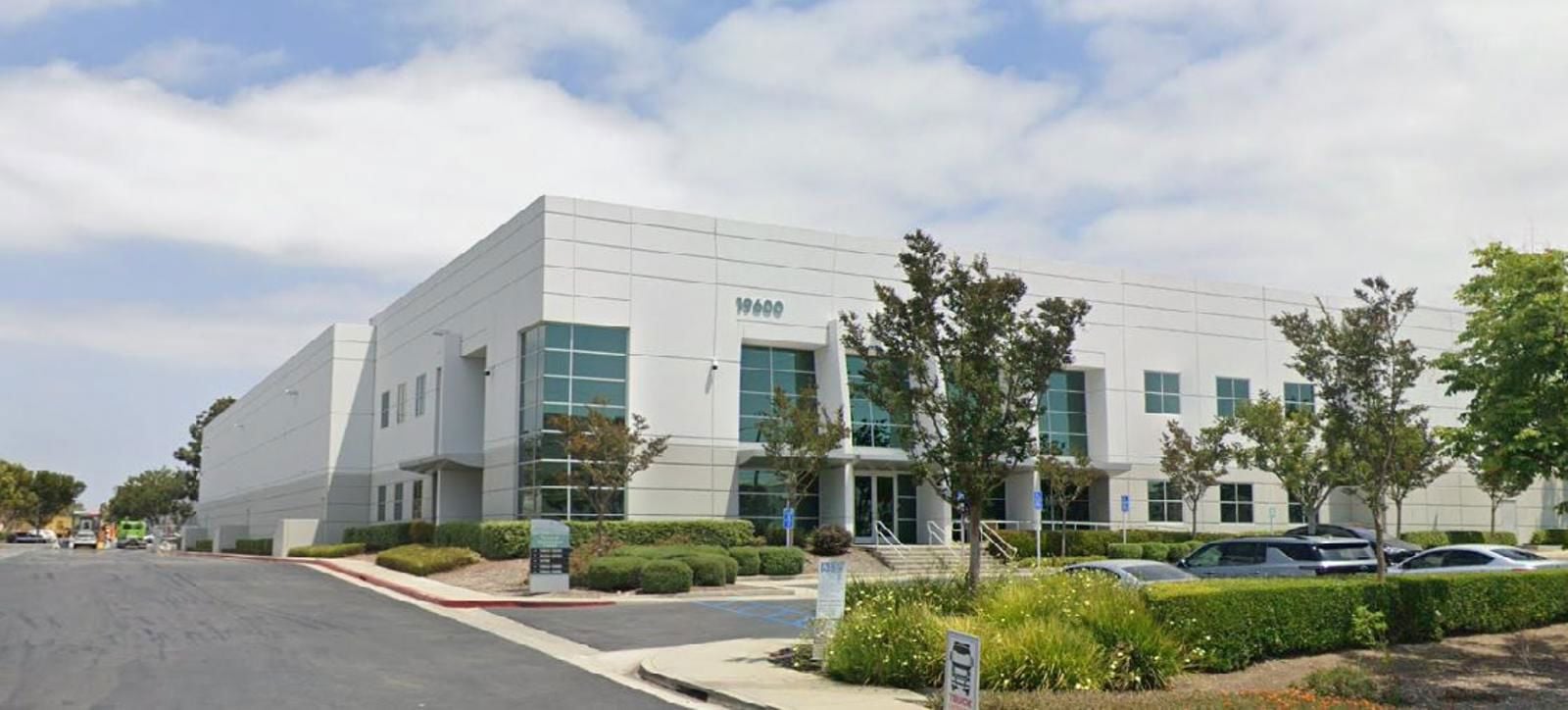 19600 Van Ness Photo