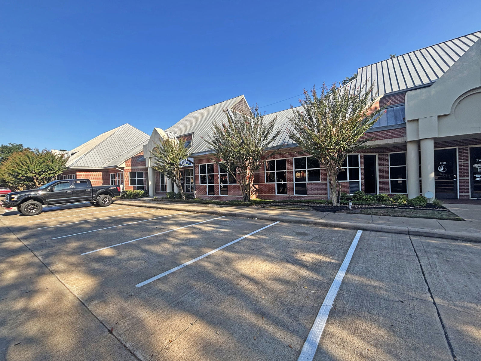 Exterior Property Photo E