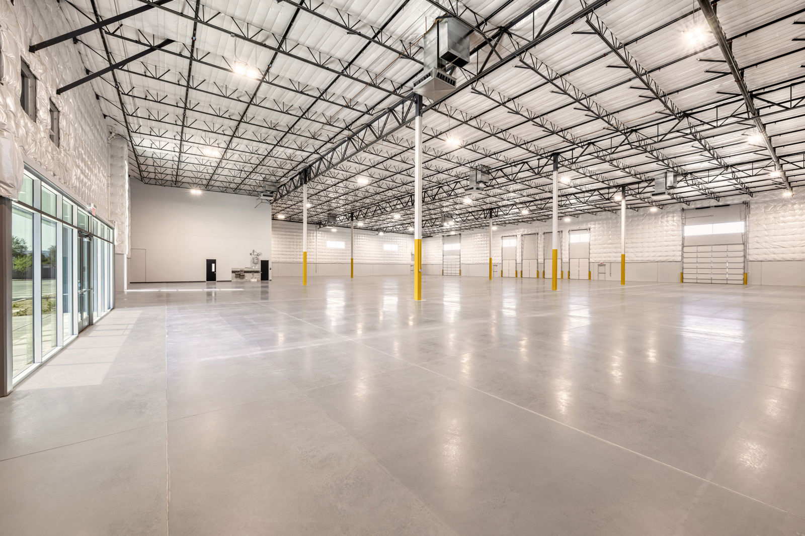 1800 E Sky Harbor Circle North 008 Final Low Res