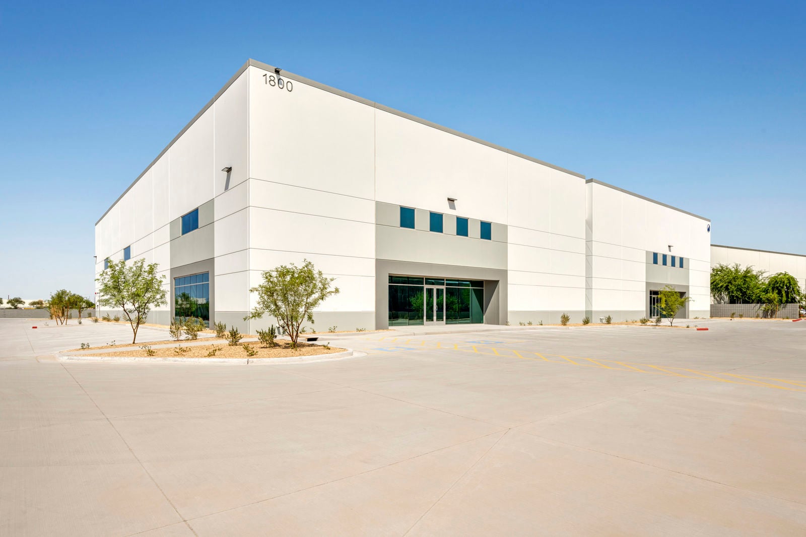 1800 E Sky Harbor Circle North 463 Final Low Res