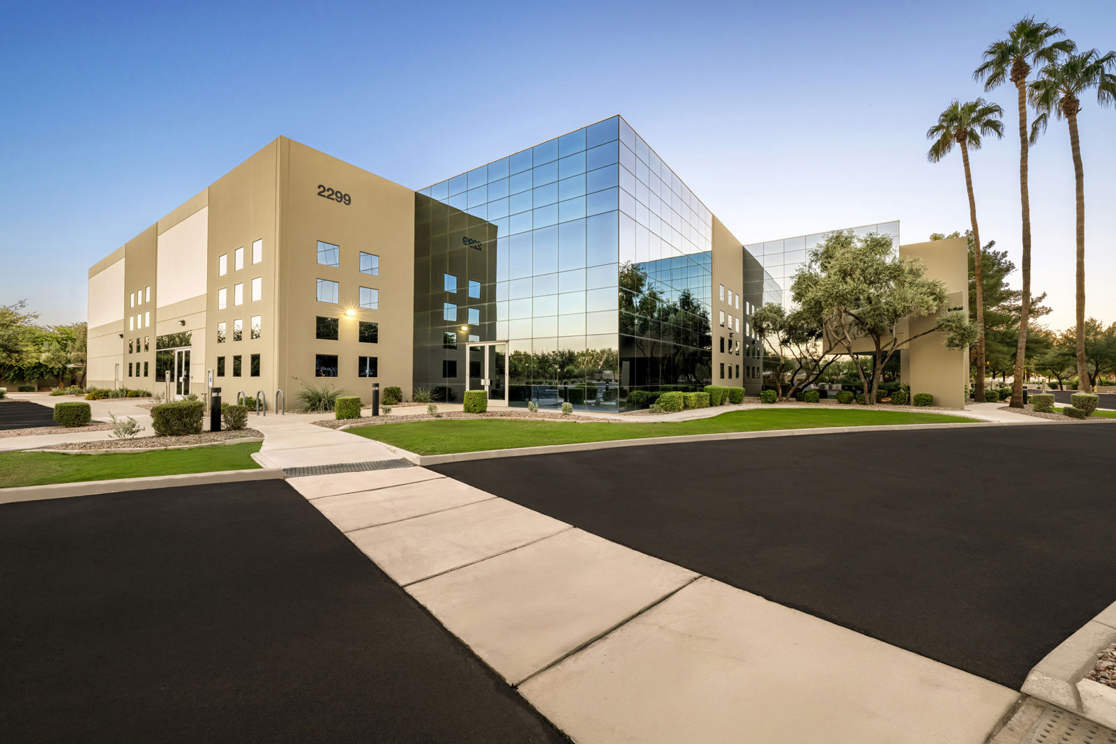 2299 W Obispo Ave 0897 Final Low Res