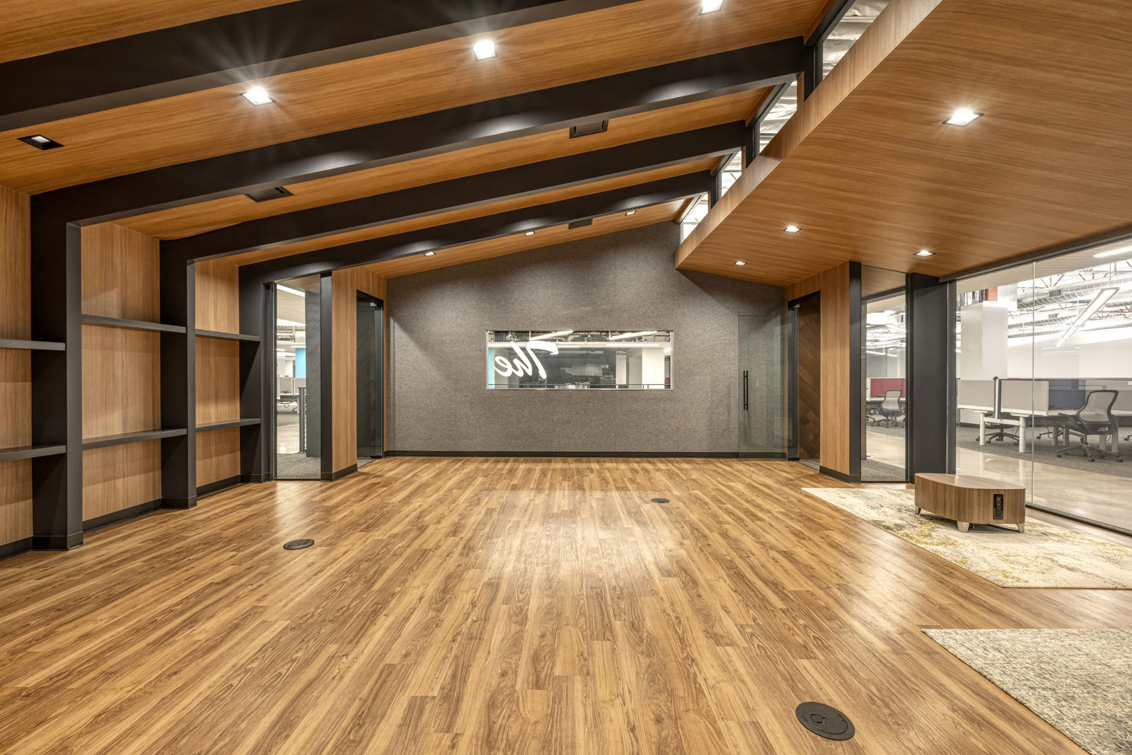 2299 W Obispo Ave 0435 Final Low Res