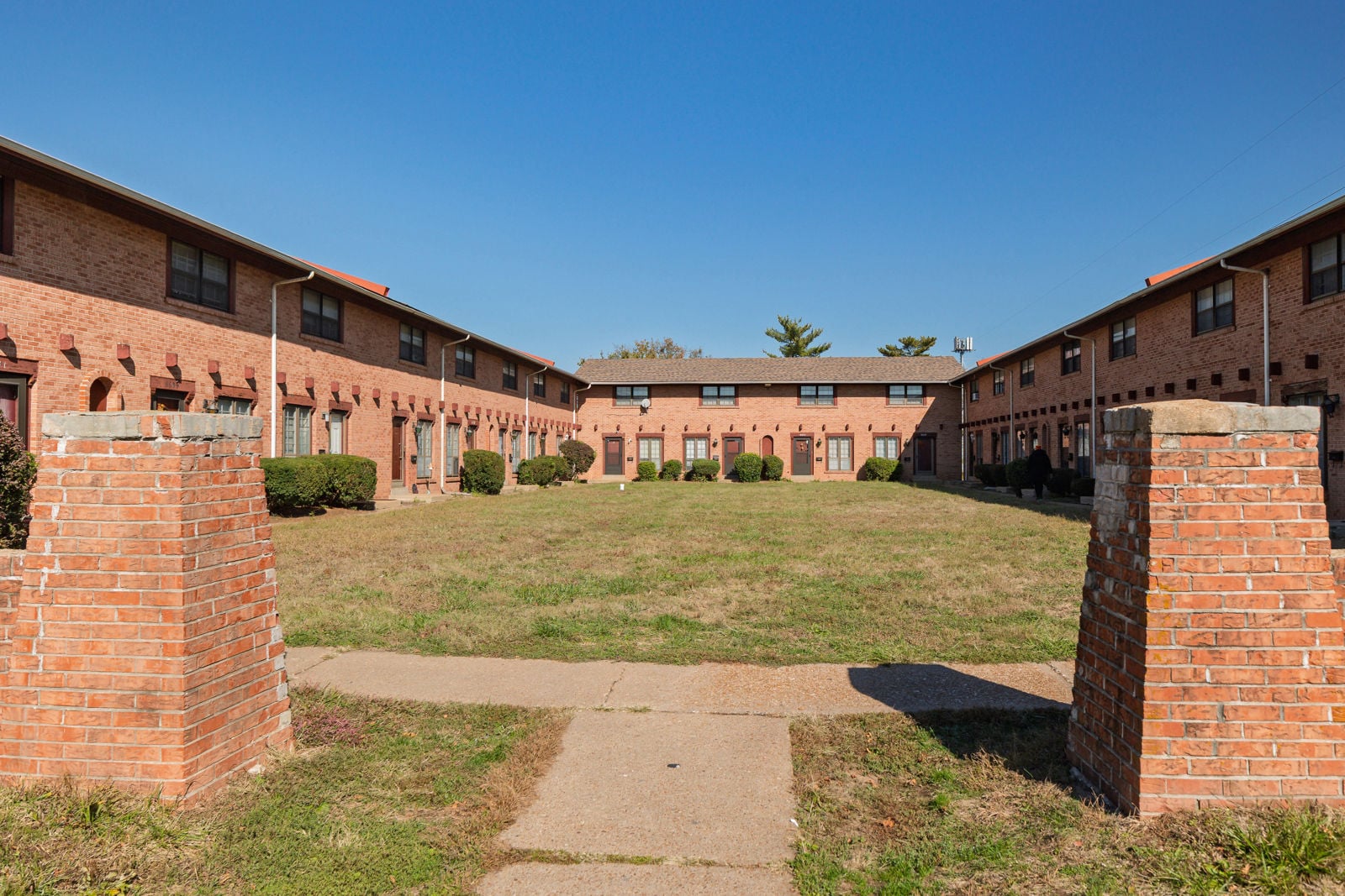 MorningsideTownhomes-7300NHanleyRd-19_EDIT2