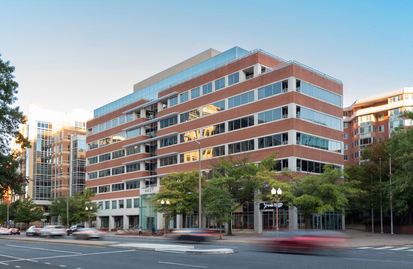 4401 N Fairfax - Exterior  Oct 2025 3