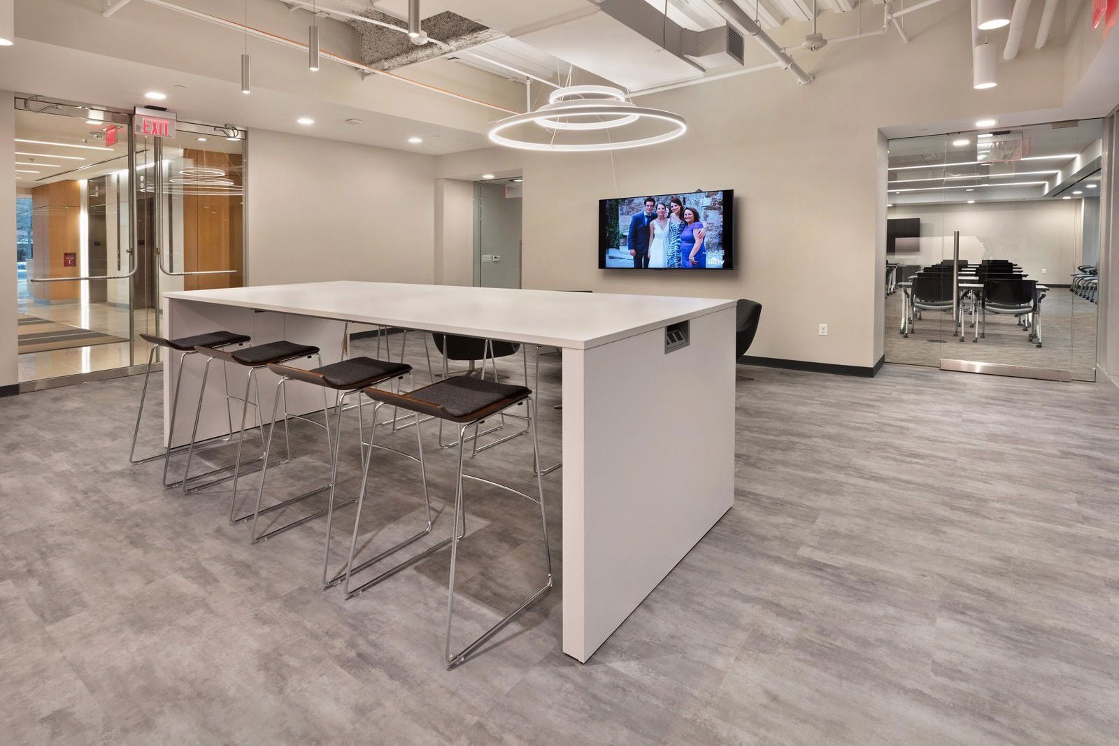 4401 N Ffx_Conference 2