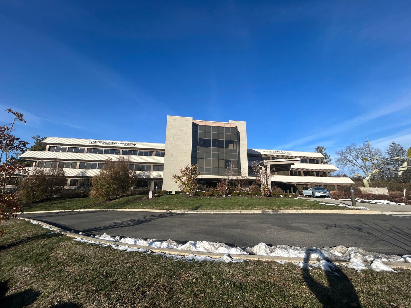 350 W Wilson Exterior