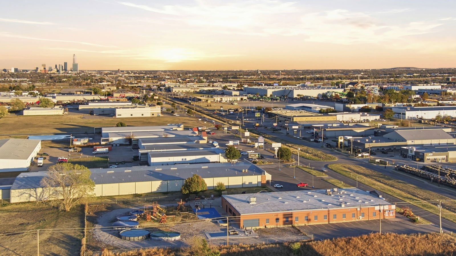 07-130_4335%20W%20Reno%20Ave