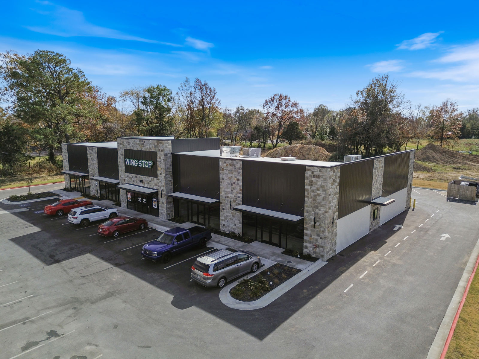 Gray's Landing 1415-1443 West Sunset Avenue - Image 3