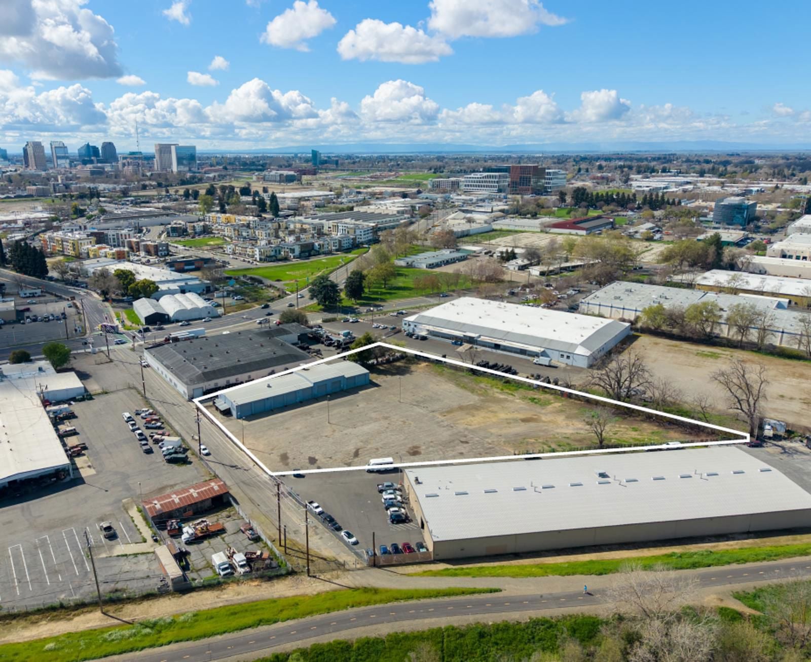 1441 Richards Boulevard - Image 2