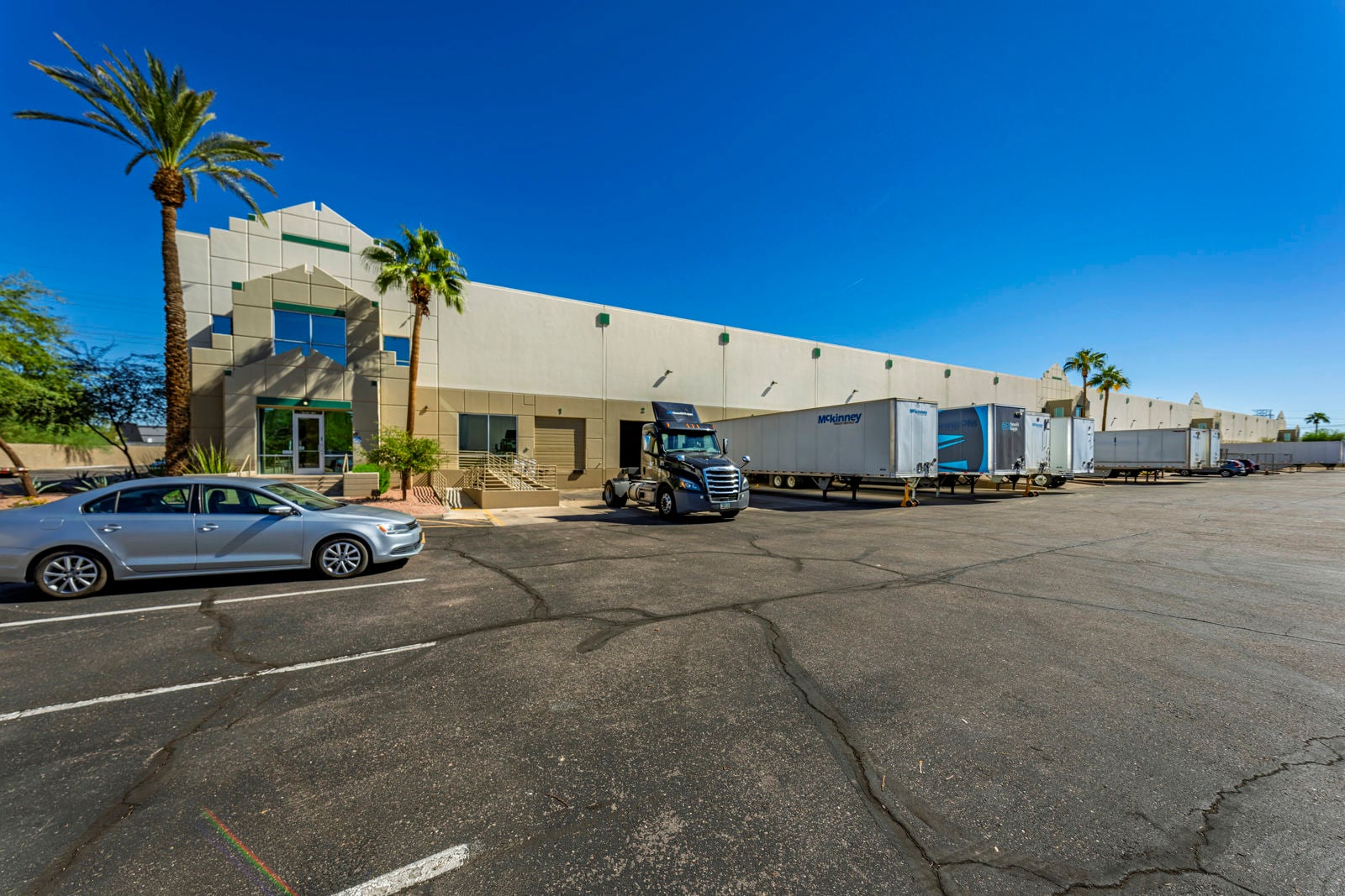 455 W Diamond Dr_42.JPG