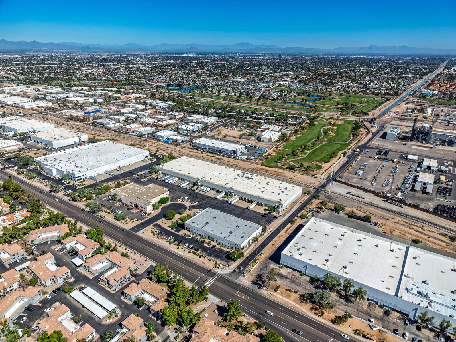 455 W Diamond Dr_4.JPG