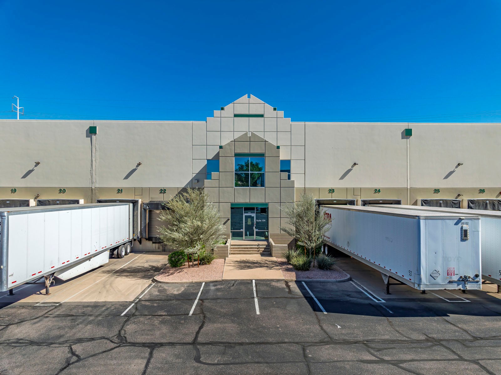 455 W Diamond Dr_27.JPG