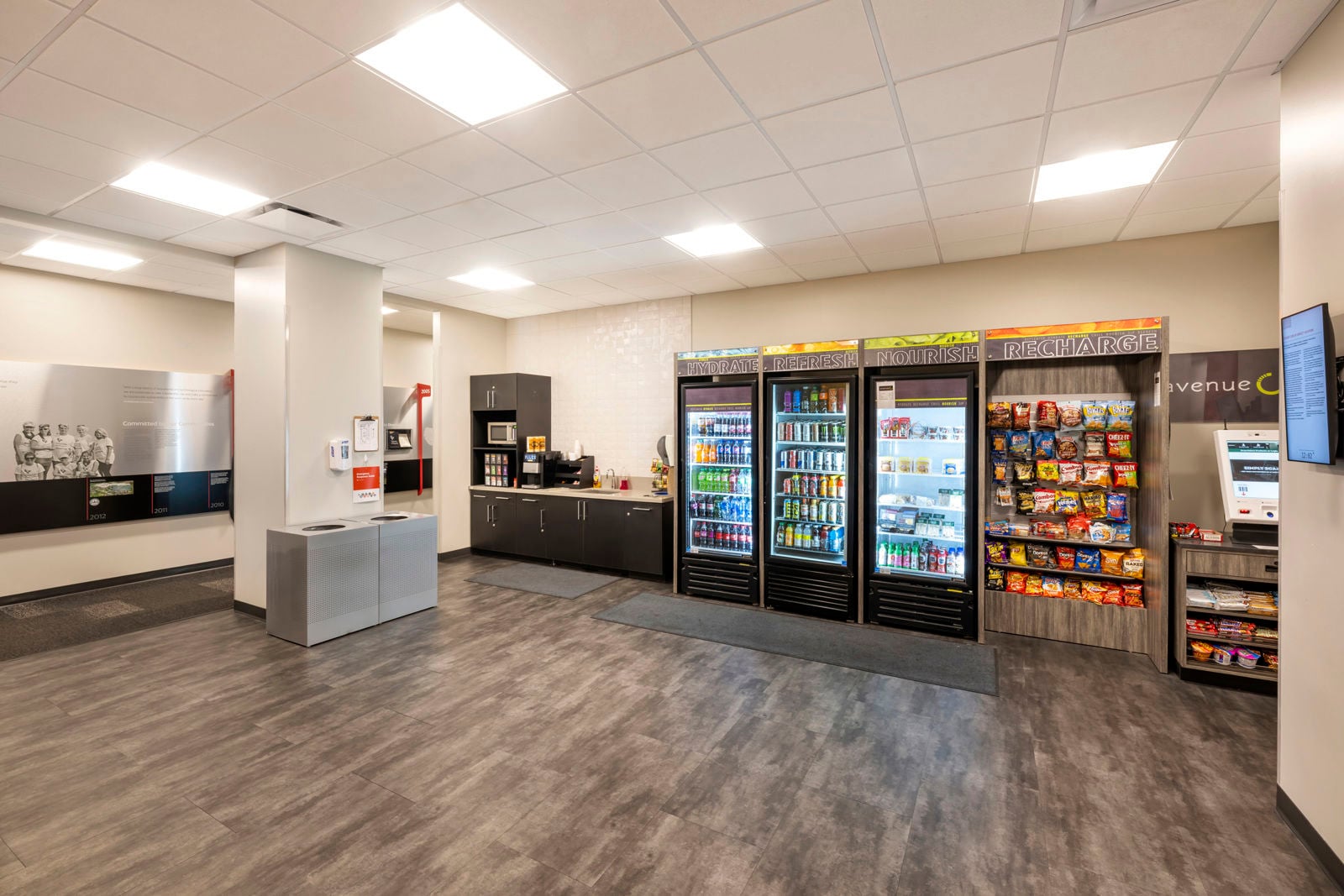 4035 S Riverpoint Pkwy 274 Final Low Res