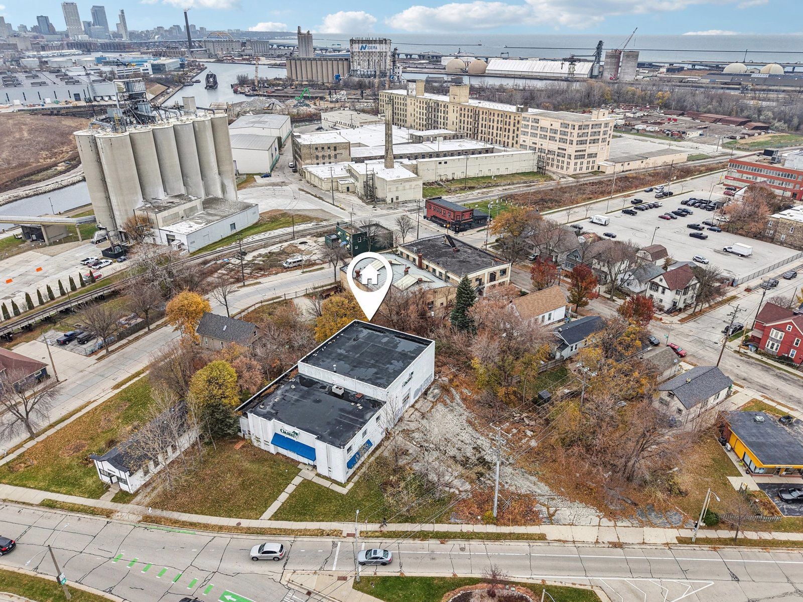 6-web-or-mls-E Bay St-S2111-006