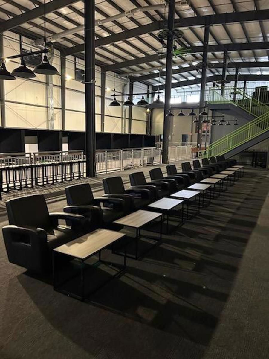 For Sale: 20,000 SF on 4.17 Acres Rare High Bay Special Use Building 9960 Ohio 43 - Image 10