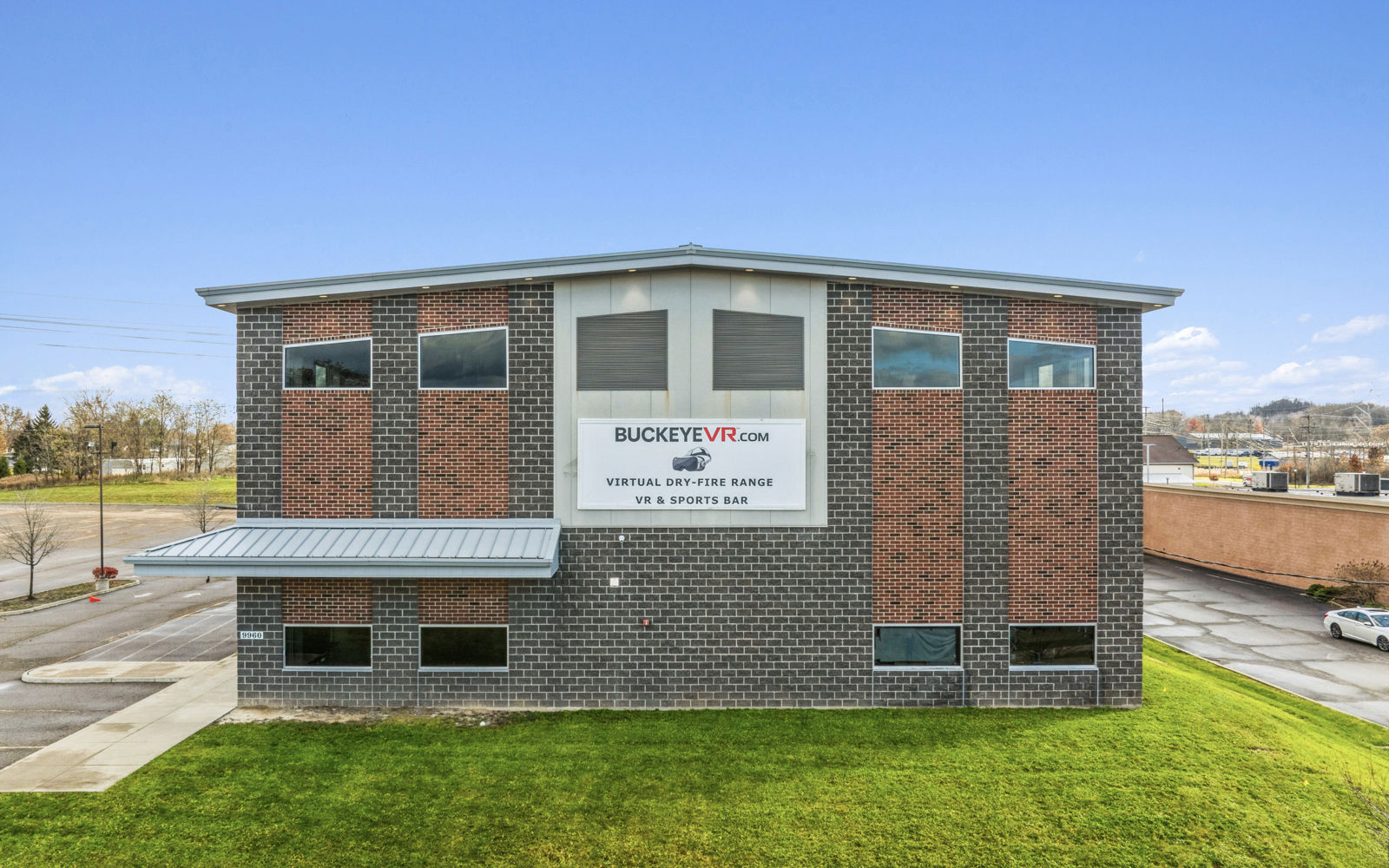 For Sale: 20,000 SF on 4.17 Acres Rare High Bay Special Use Building 9960 Ohio 43 - Image 4