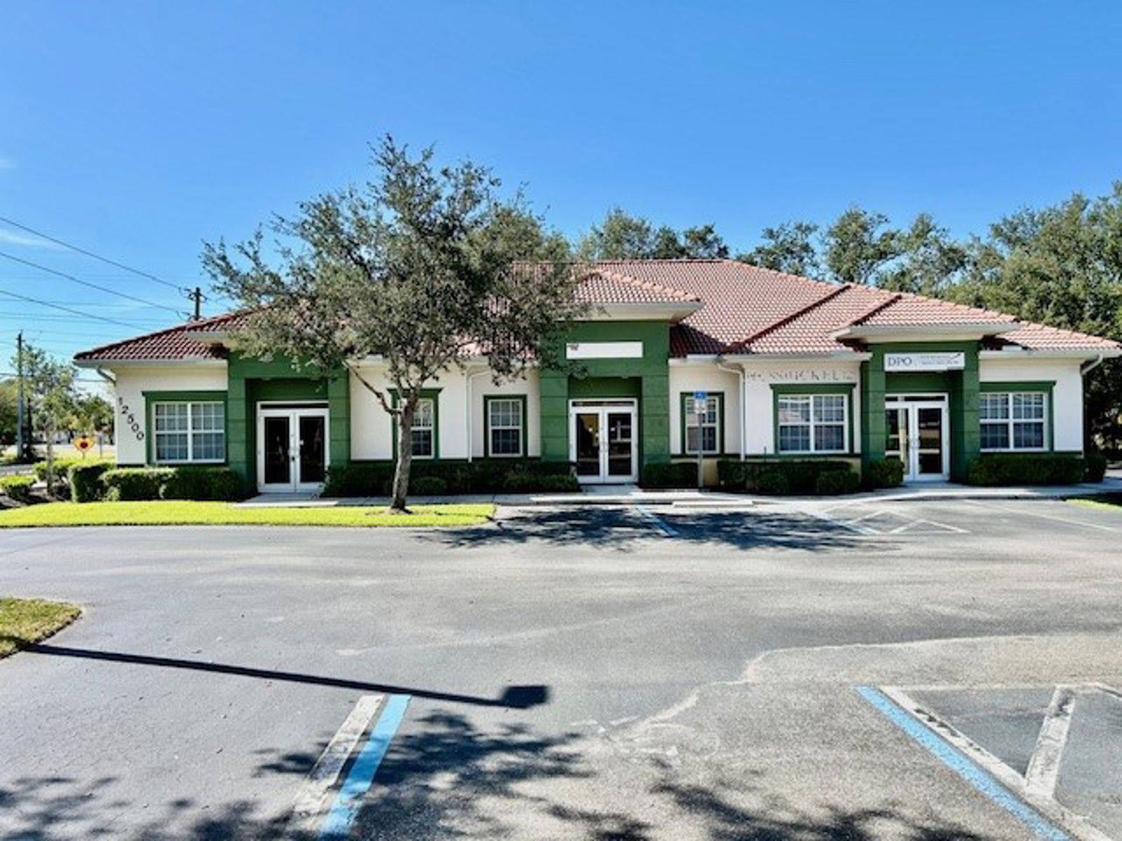 12500 Brantley Commons entire building