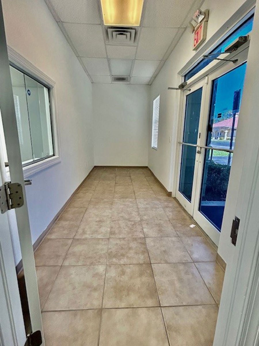 Suite 1&2- Entry area