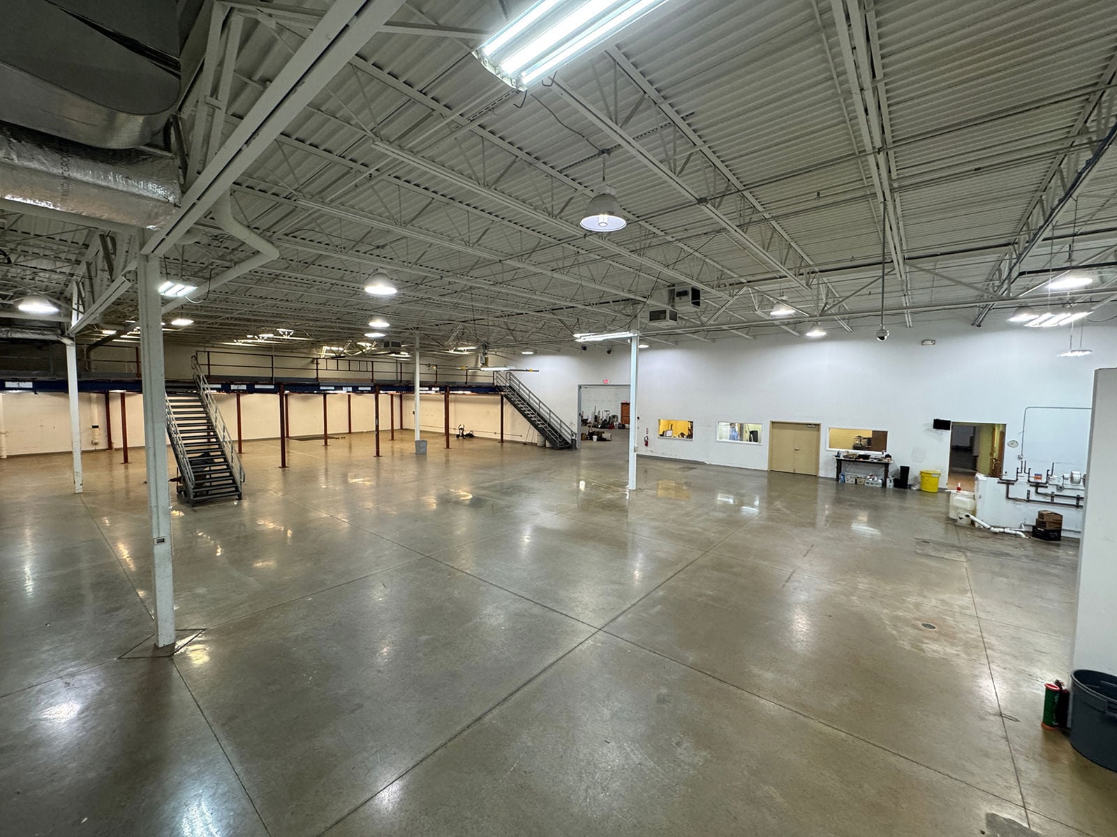 Interior_southeast_middle