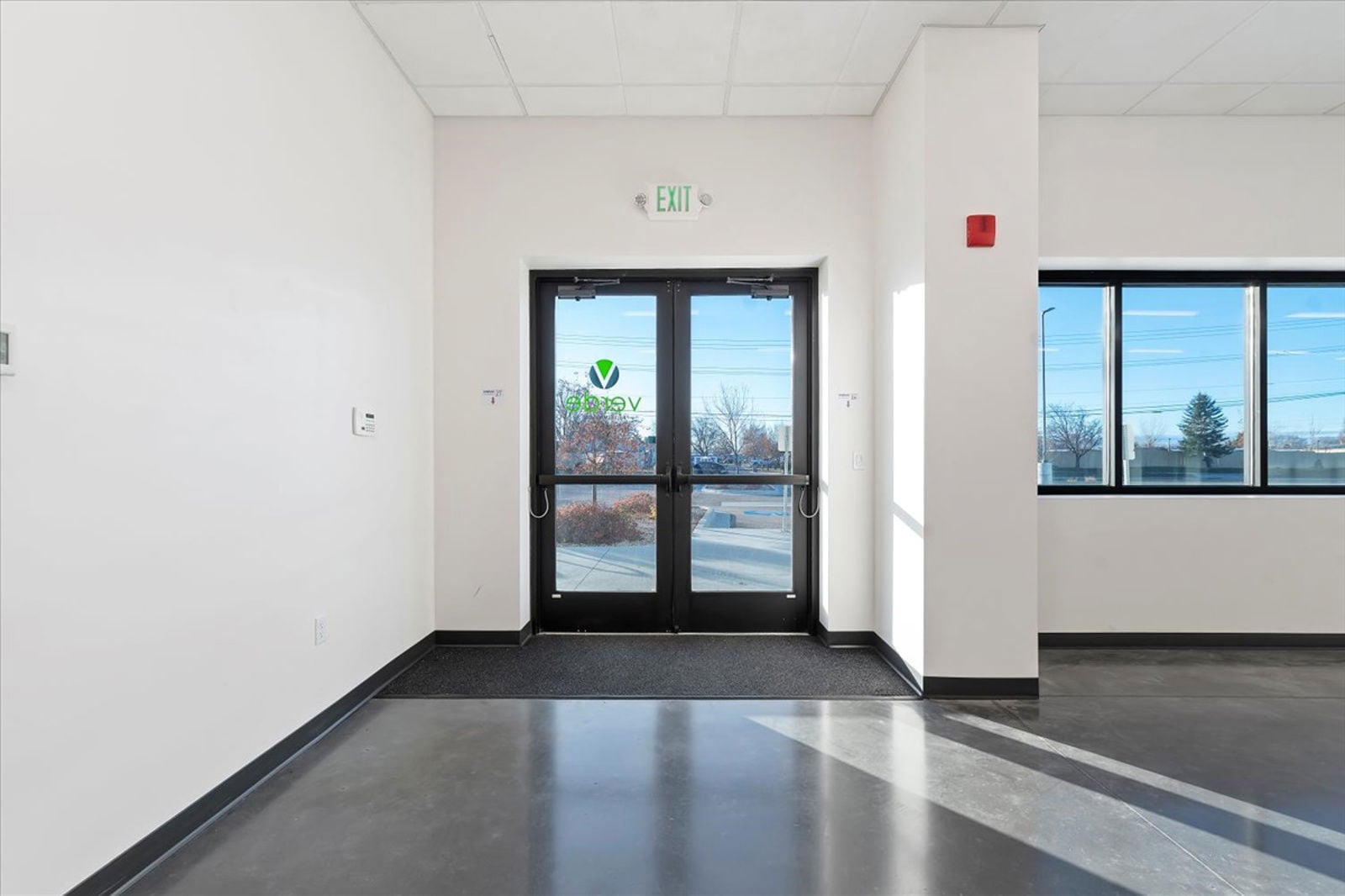 20-3515 E Linden St_020