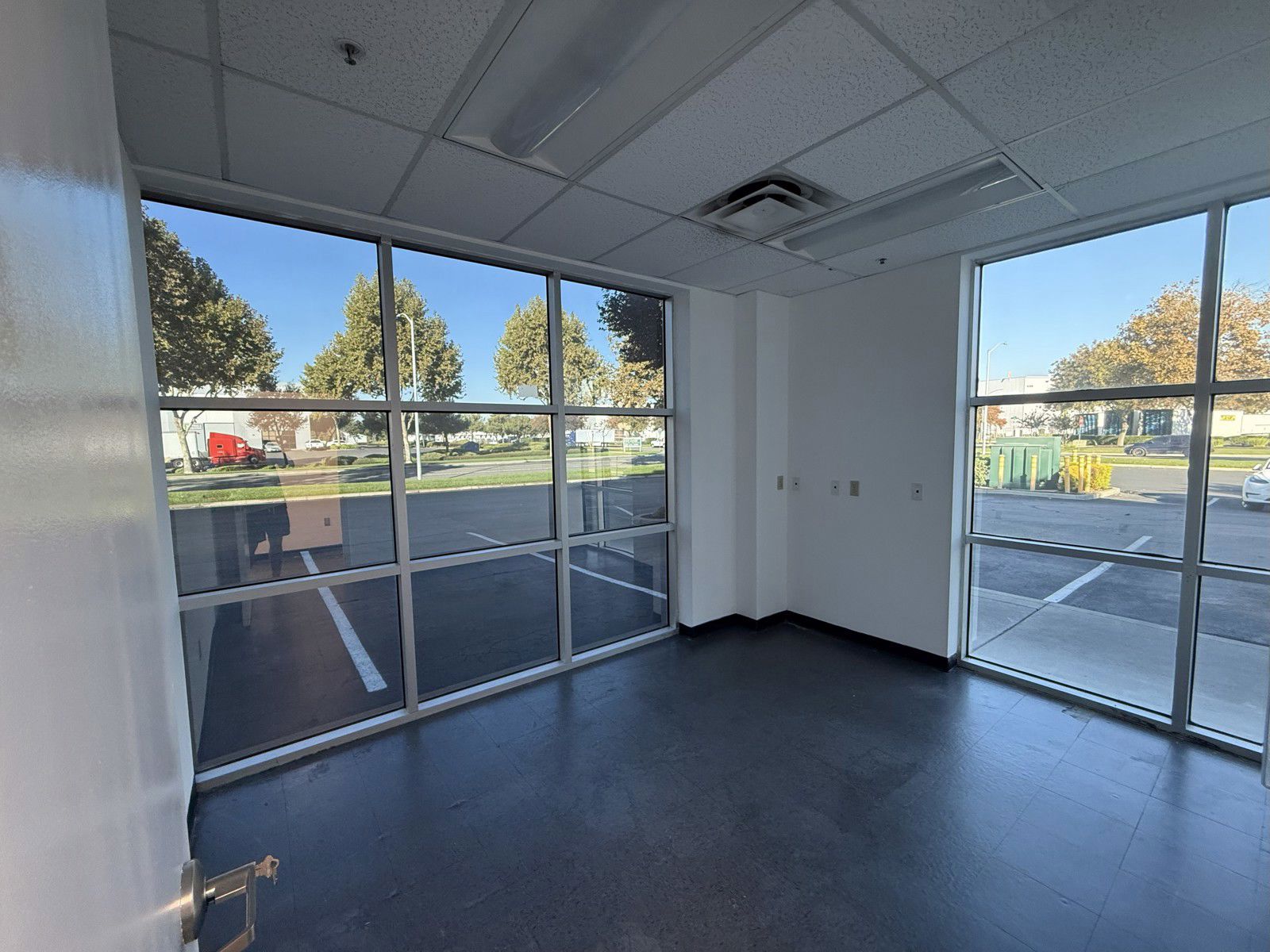 2414 Boeing Way - Image 5