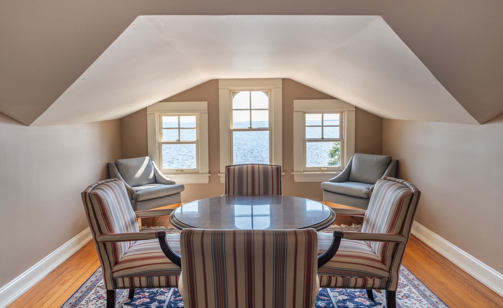 CBRE - 2165 River Blvd - Interior--18