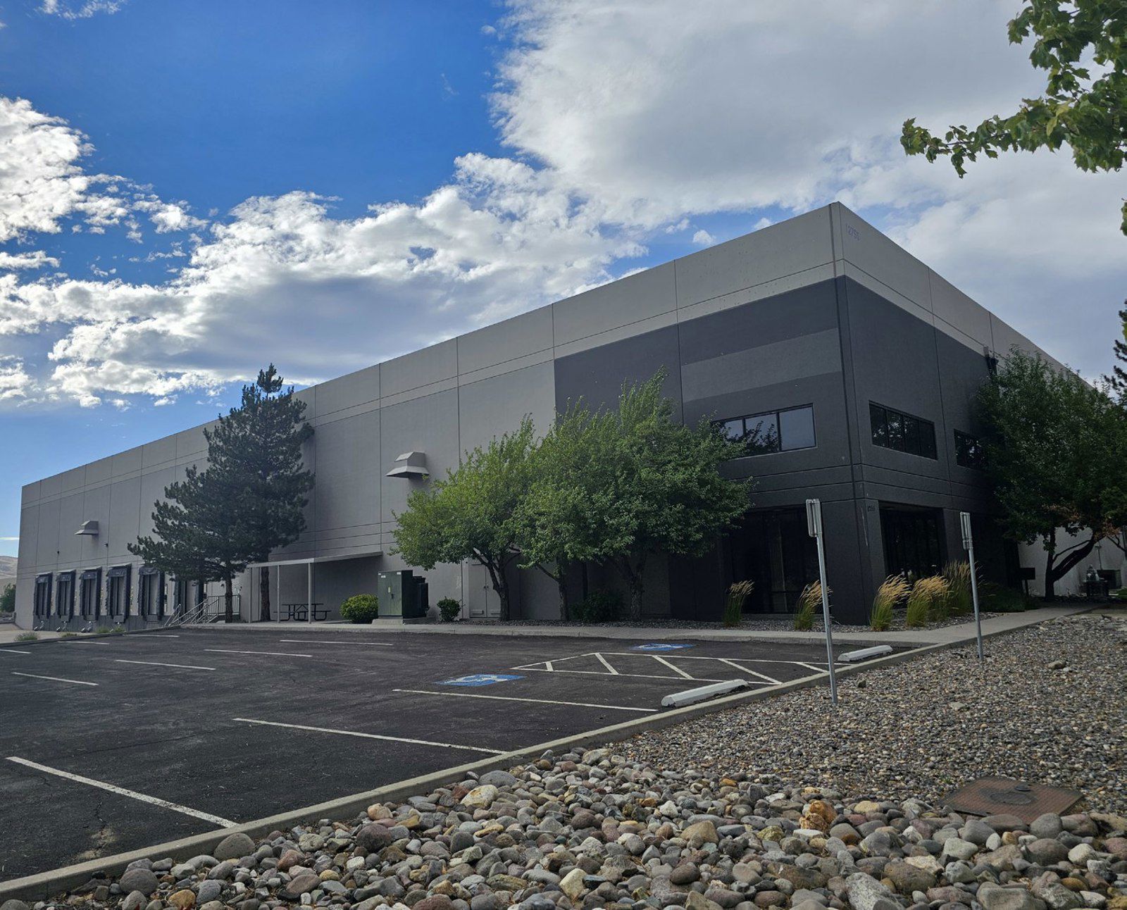 12755 Moya Blvd_front