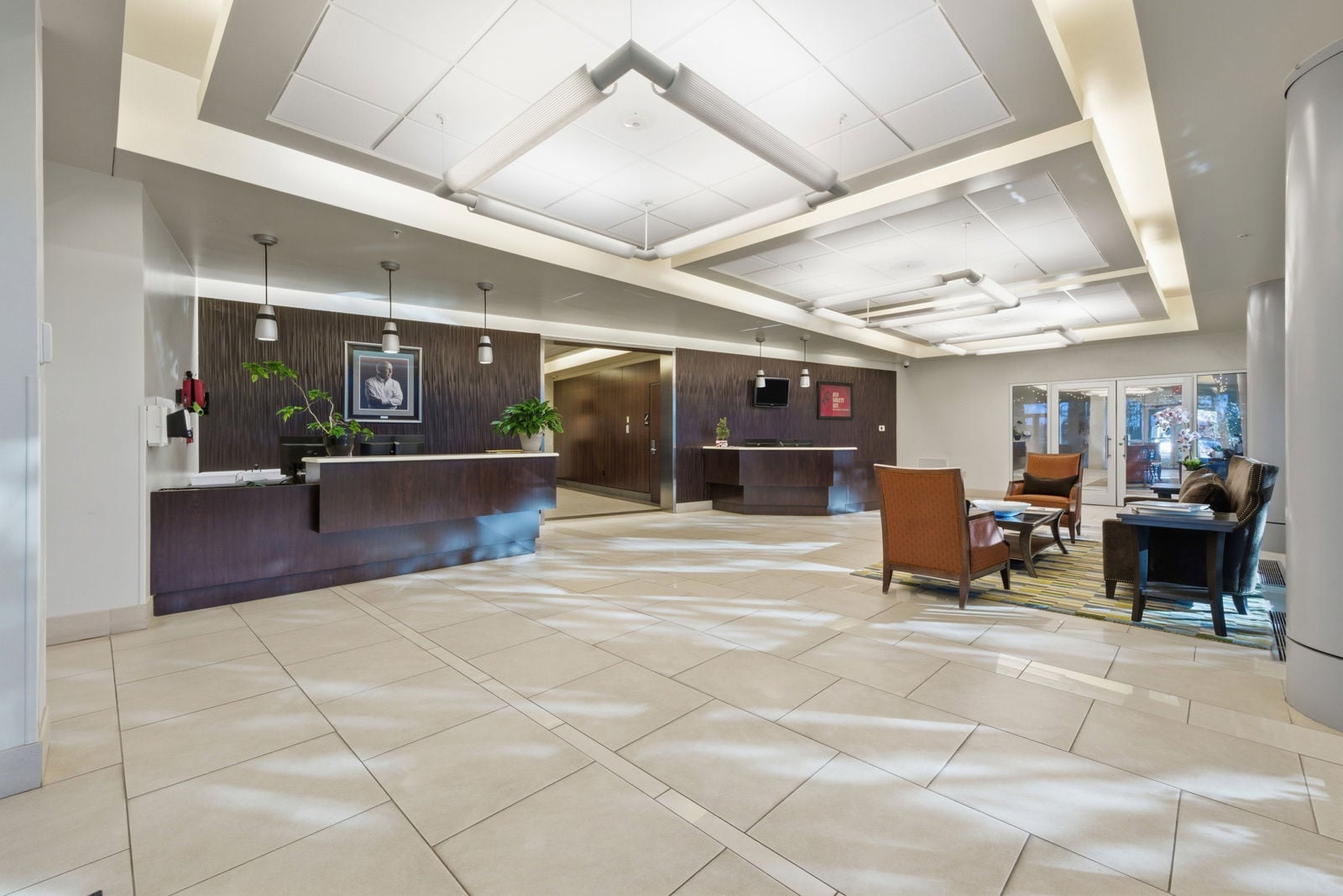 03-113_5201%20N%20Lincoln%20Ave