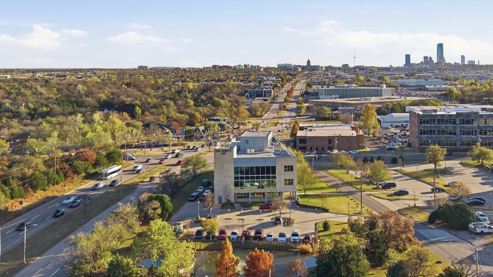 52-355_5201%20N%20Lincoln%20Ave