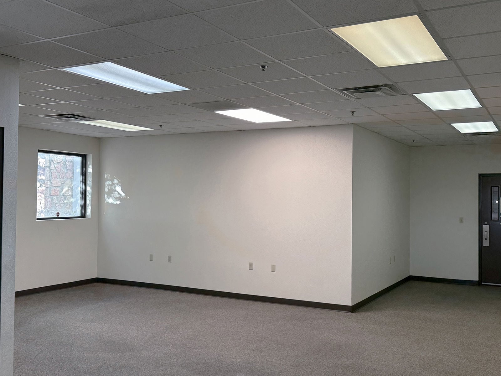 301 Avenida Ascension - Office Photo 2