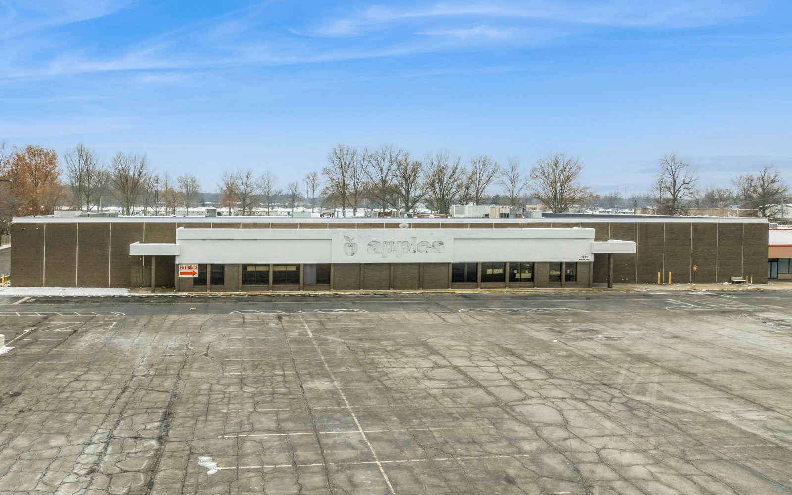 Big Box / Grocery Opportunity 1051 Meister Road - Image 2