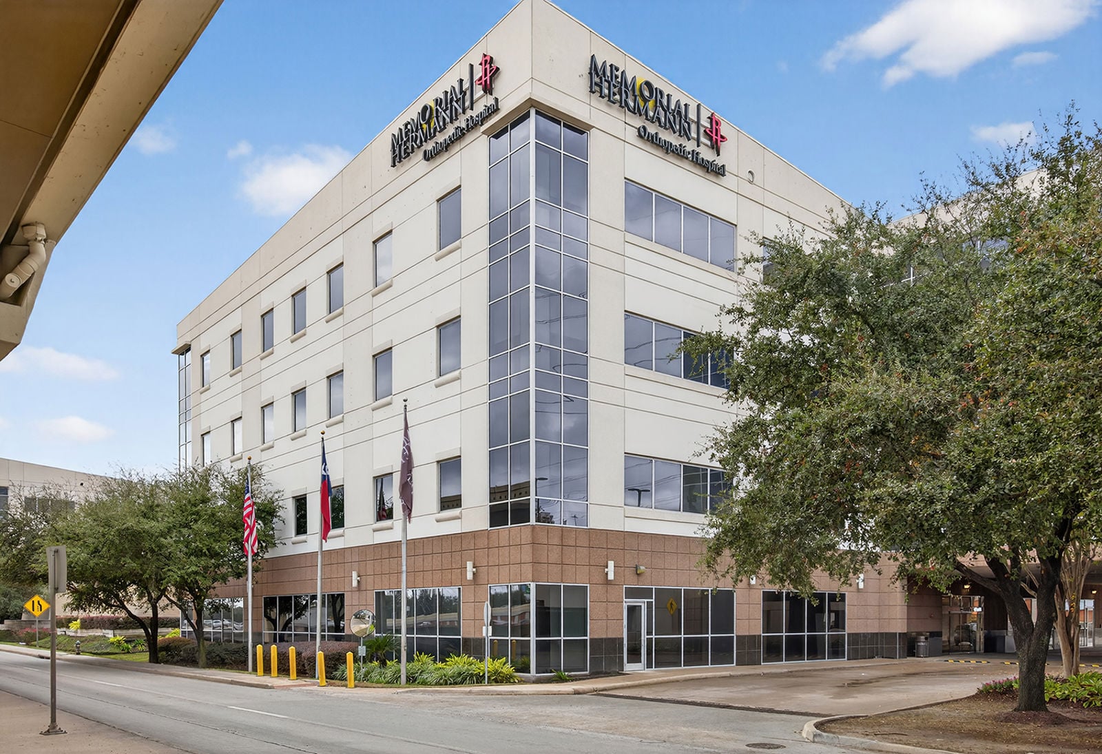 Memorial_Hermann_Orthopedic_and_Surgery_MOB_5420_W_Loop_S_30