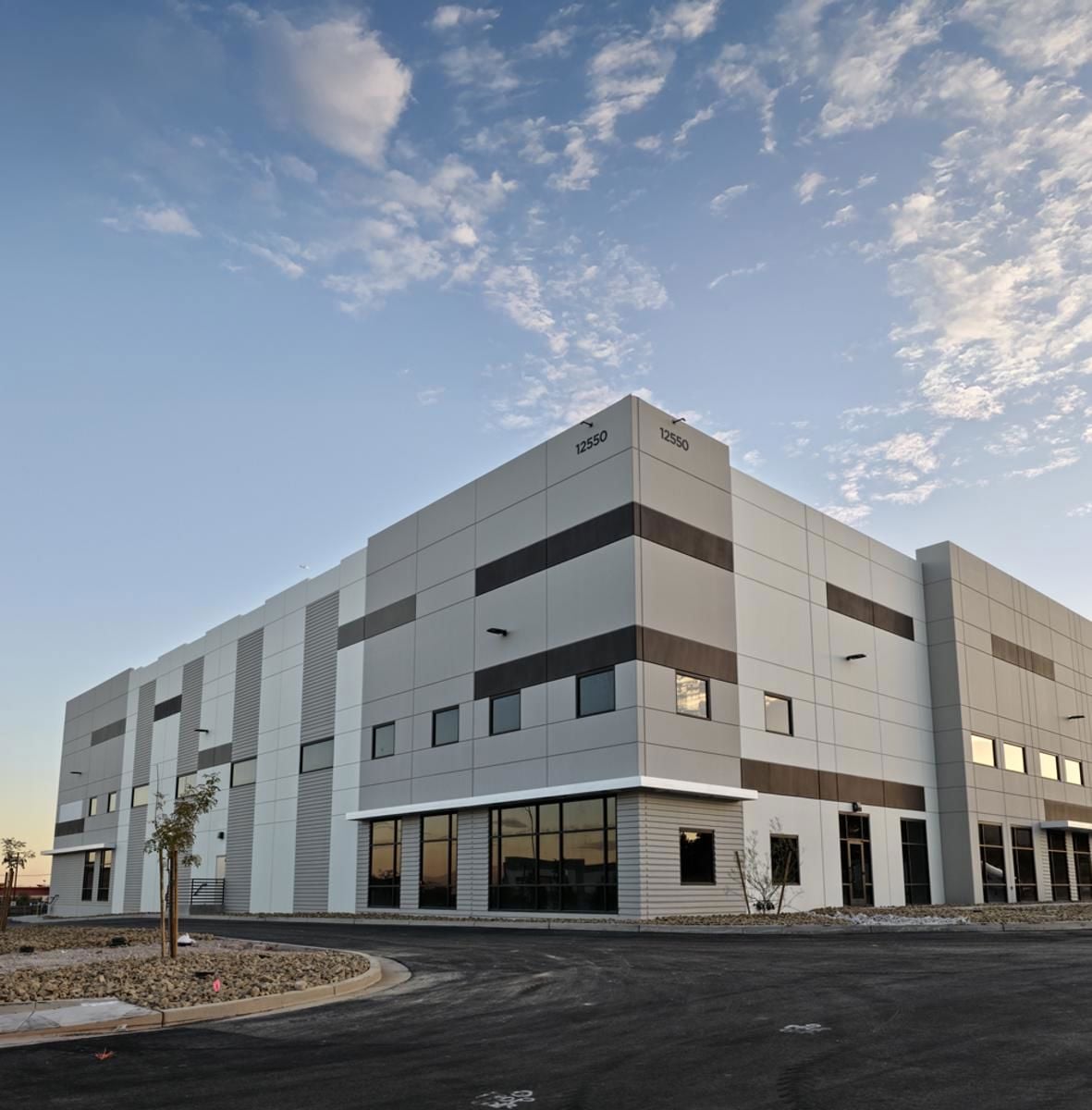 extended-sky_dji_fly_20251113_063030_0367_1763132636274_photo