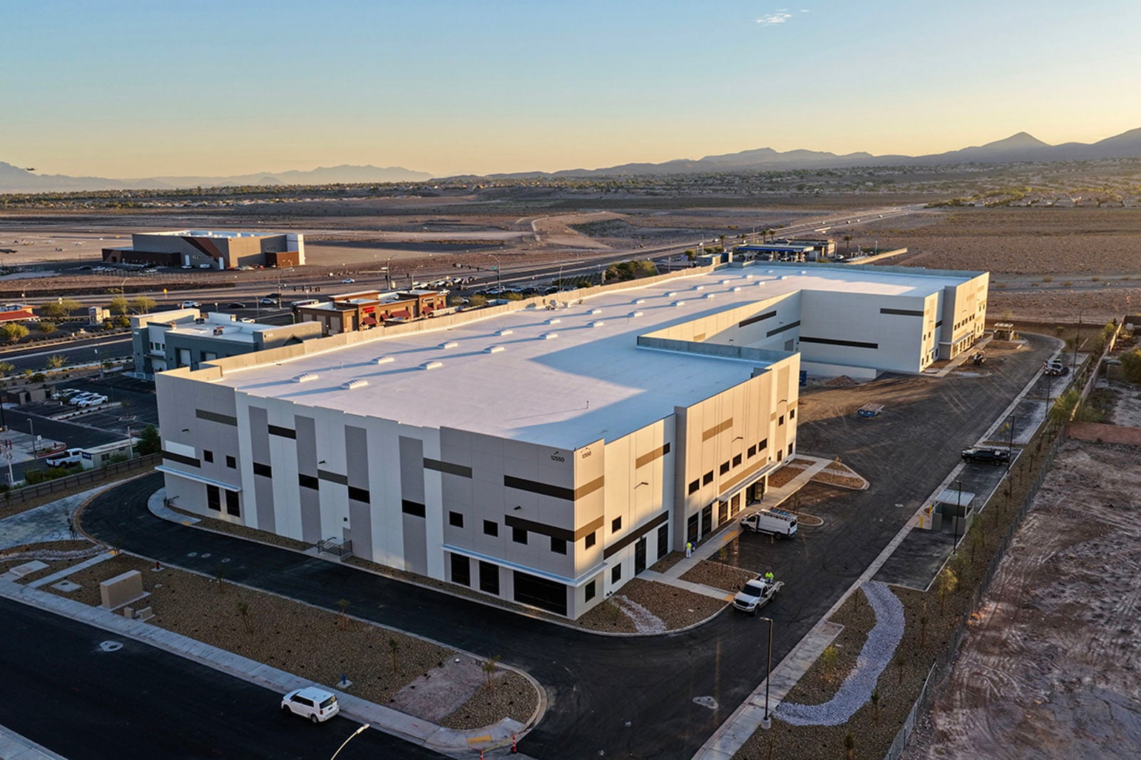 dji_fly_20251113_064158_0386_1763132612224_photo_global listings