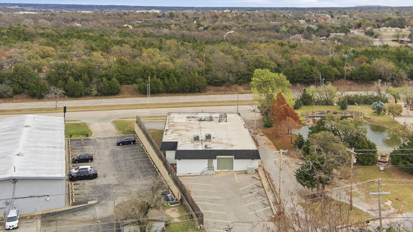 67-535_5235%20N%20Lincoln%20Blvd