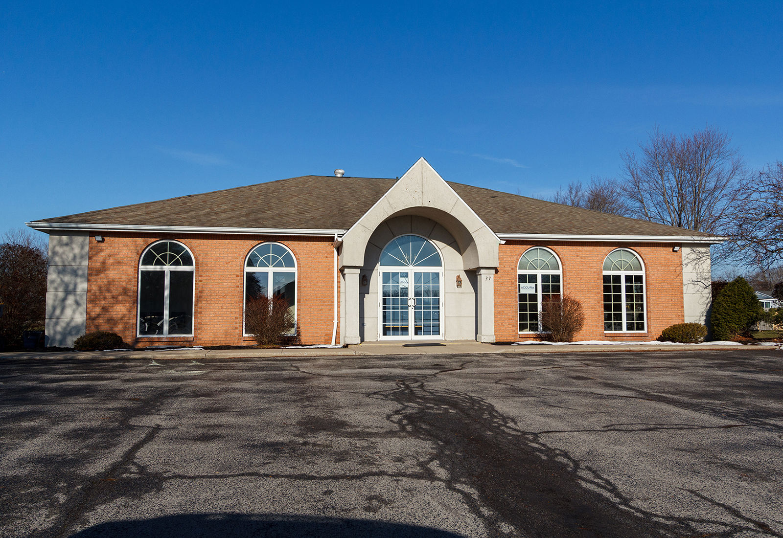 37 Professional Parkway_Lockport_9249_1600px