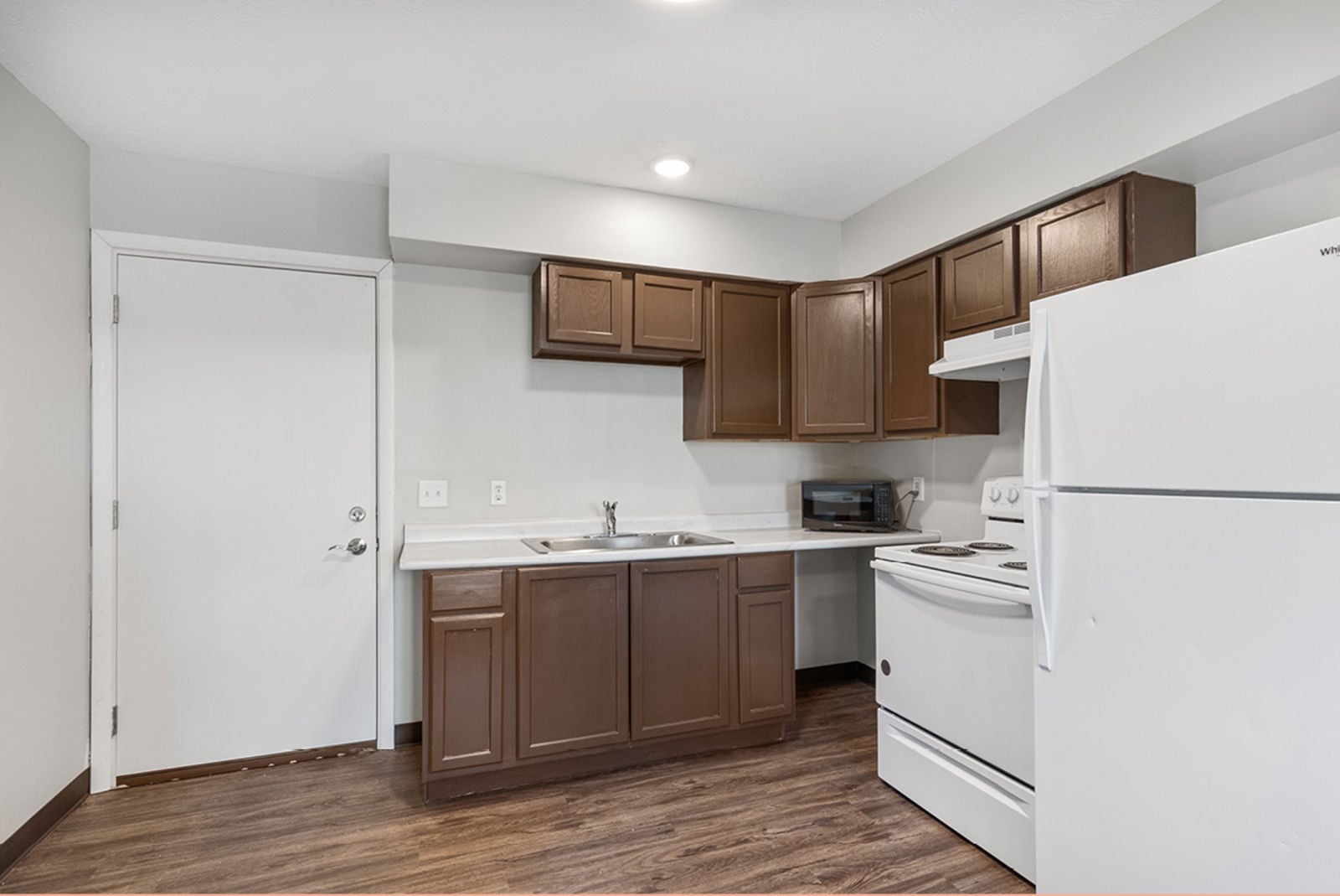 UNDERWOOD MOTEL & EXTENDED STAY OFF I-80 26553 Magnolia Road - Image 14