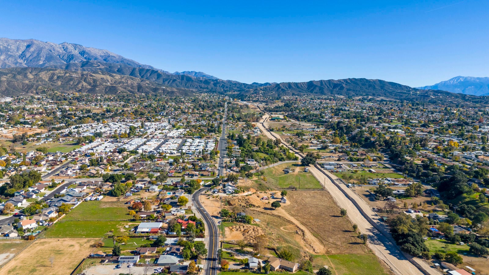 DJI_20251209121647_0004_D