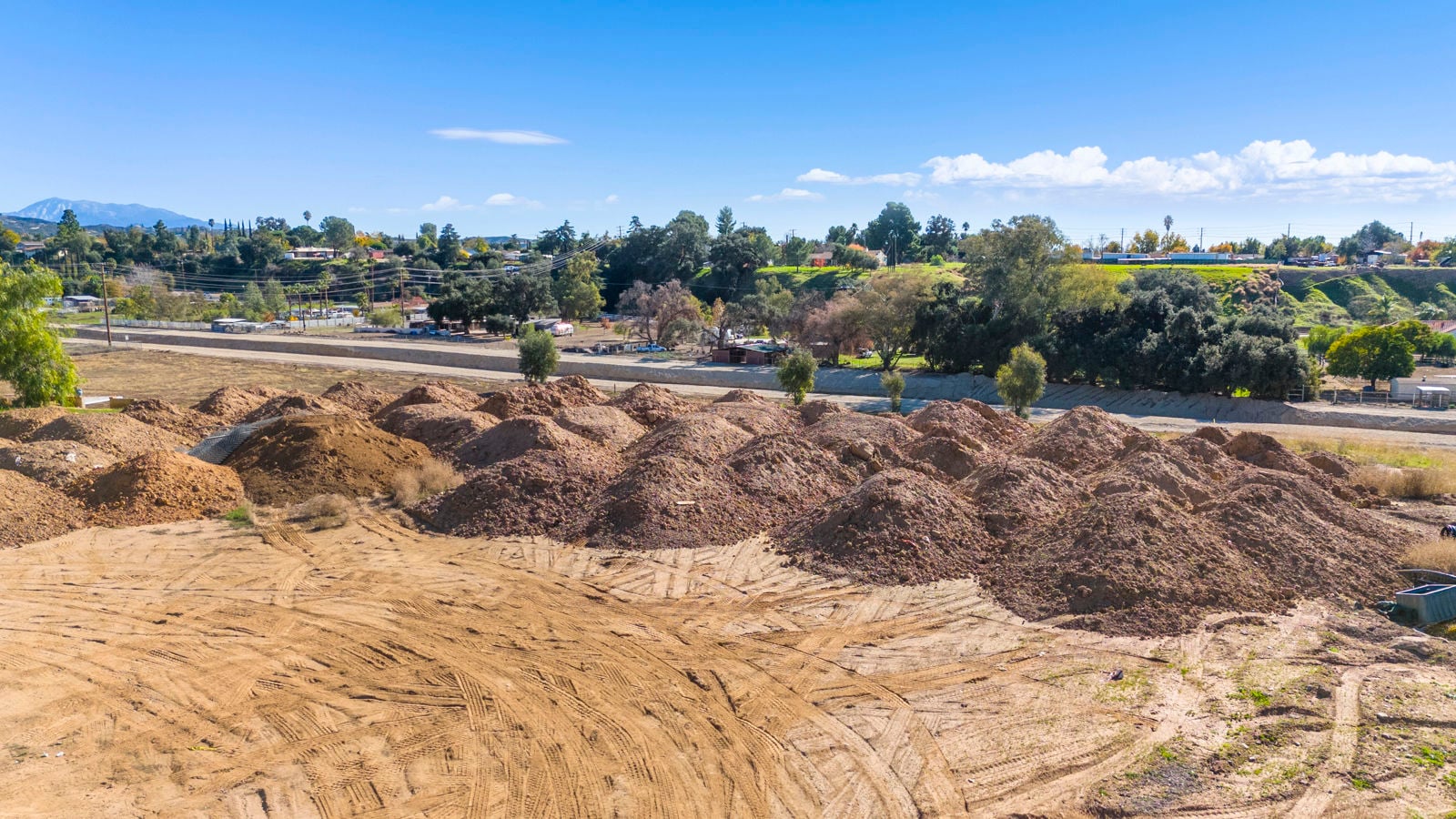 DJI_20251209122620_0038_2