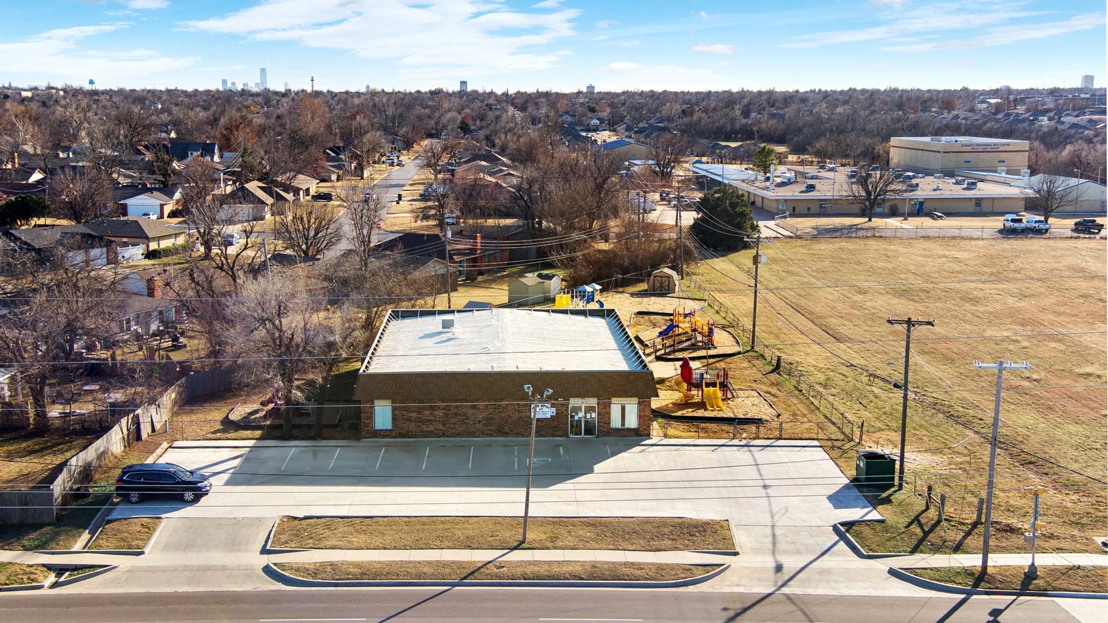 12-155_1532 W Hefner Rd