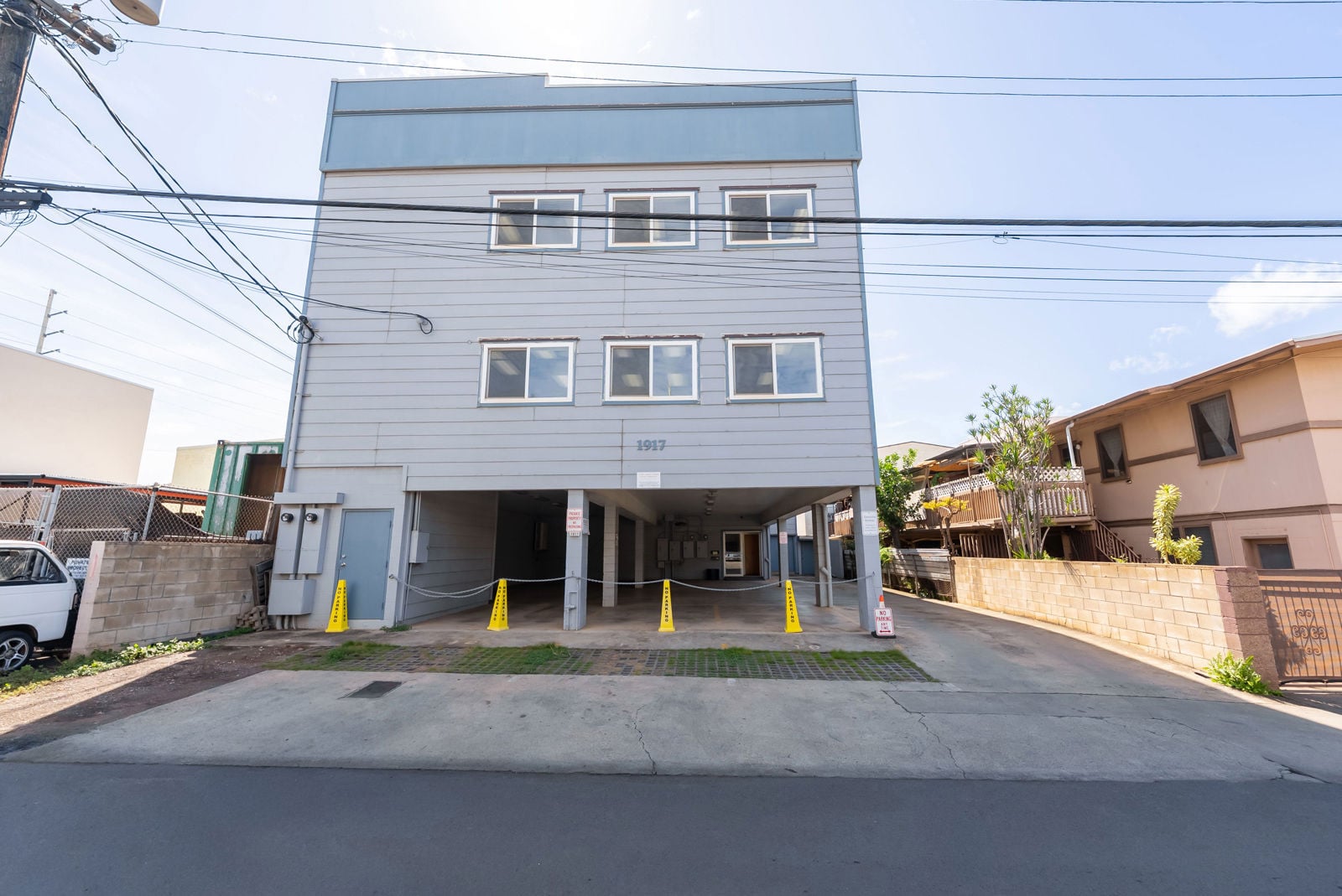 08159_Exterior_front