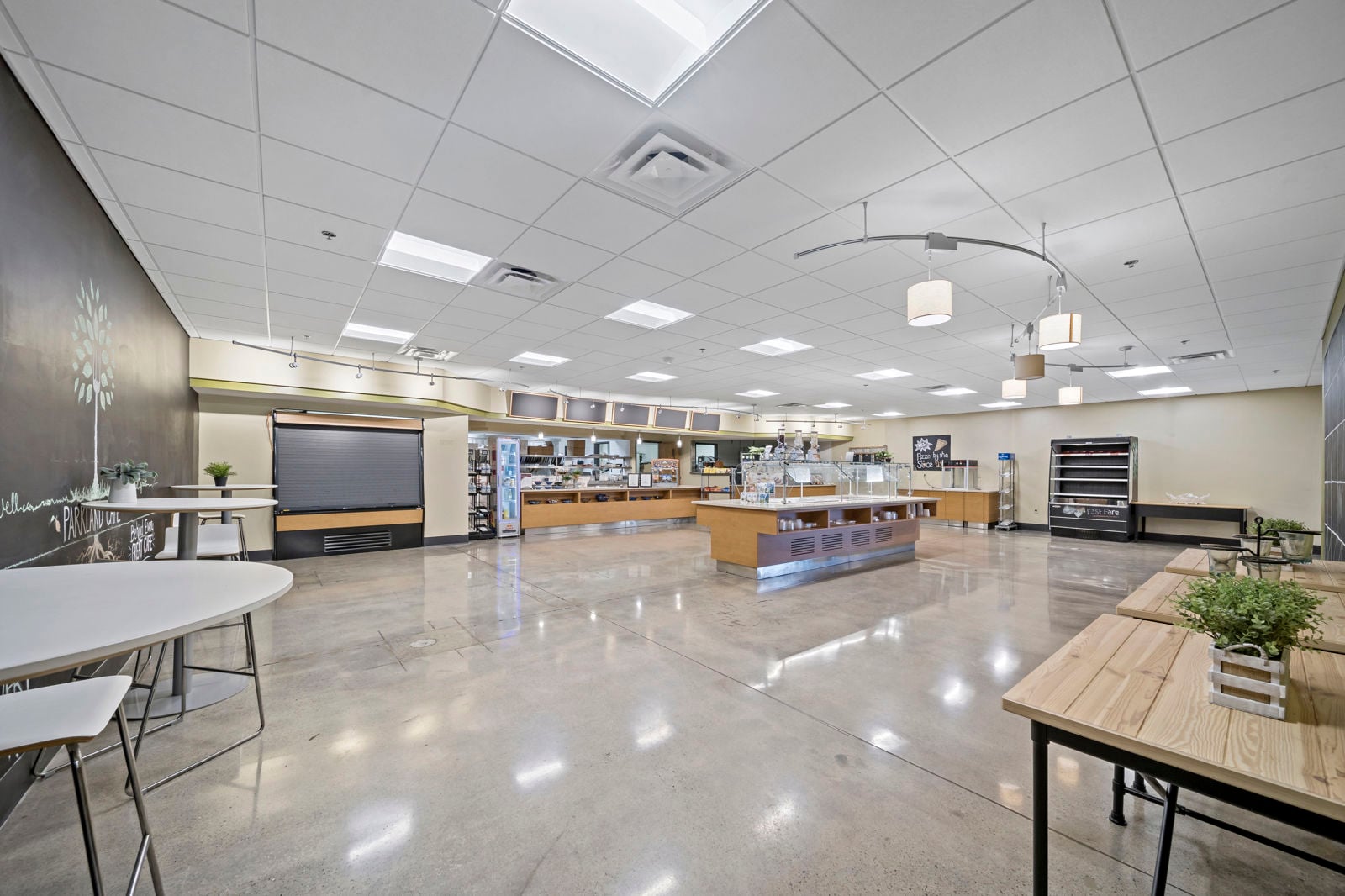 Parkland Center - Micromarket 1