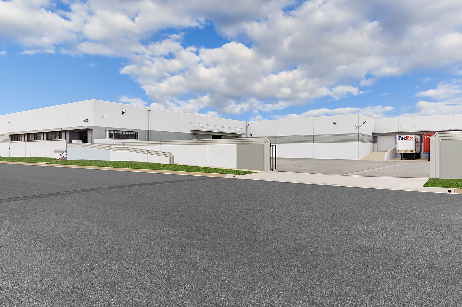 2901-tanager-ave-commerce-01