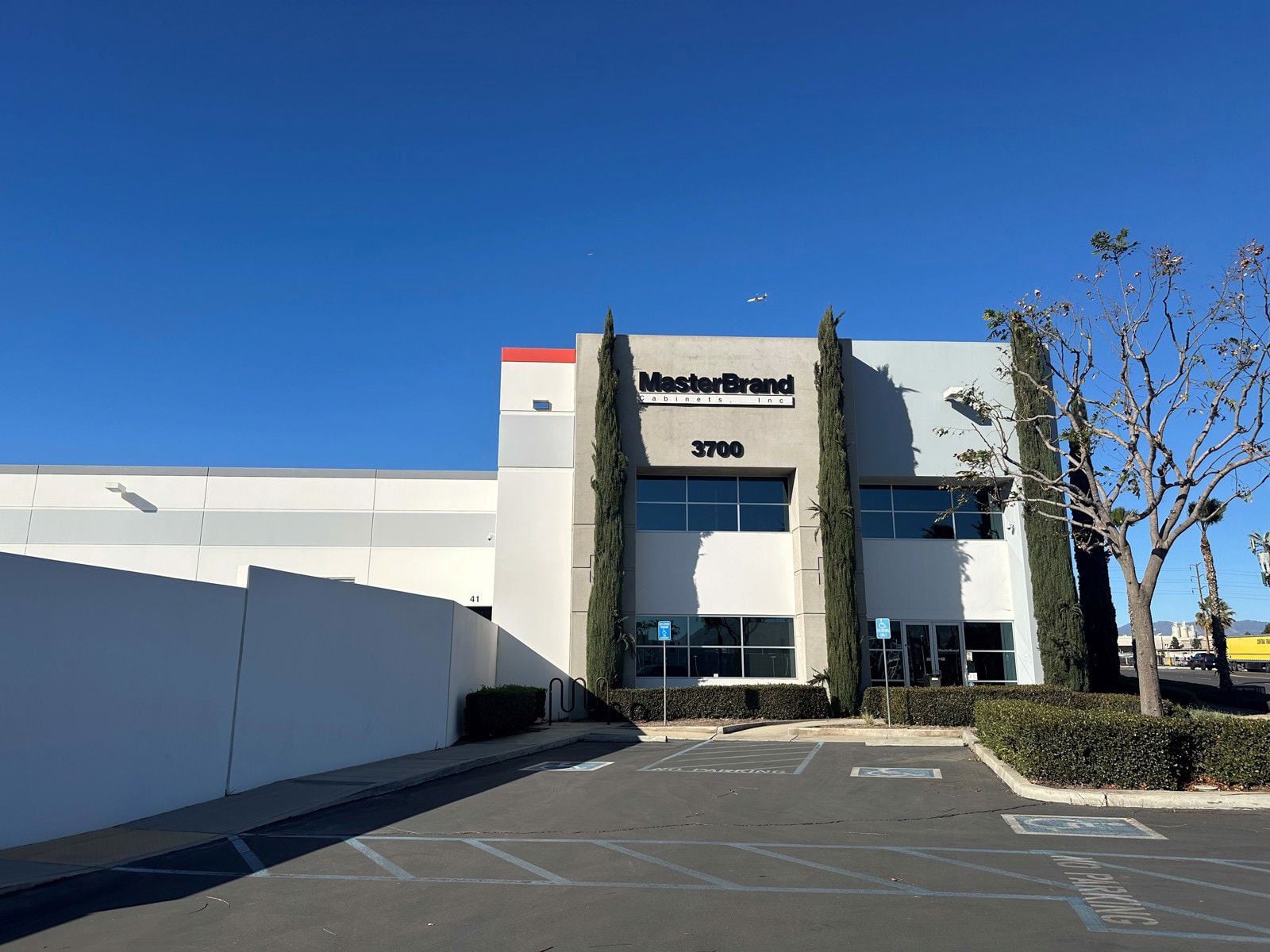 3700 Riverside Photo