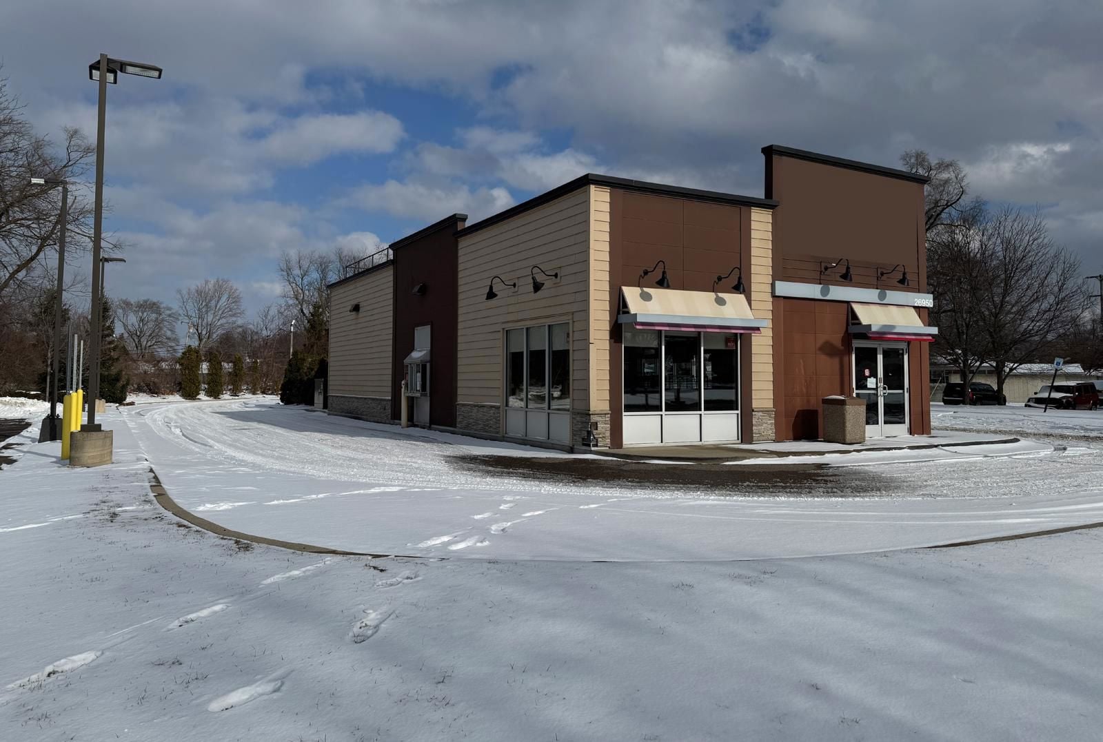 26950 Grand River Ave, Redford, MI Brochure_Page_1