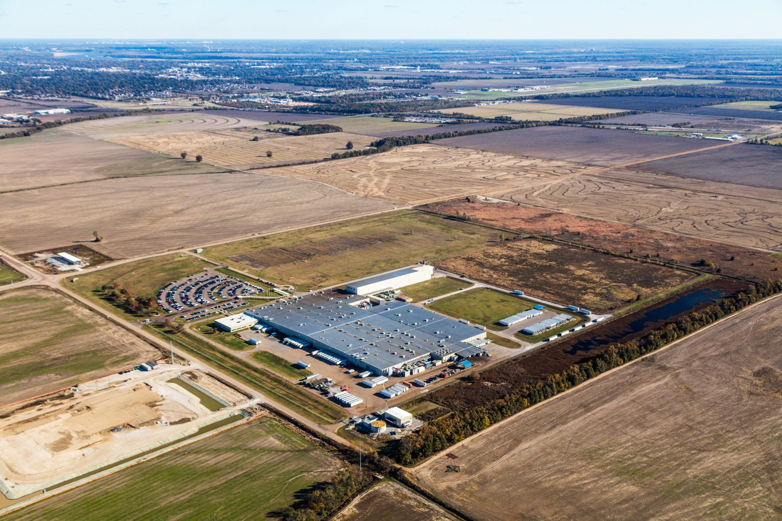 HinoManufacturing111025_614