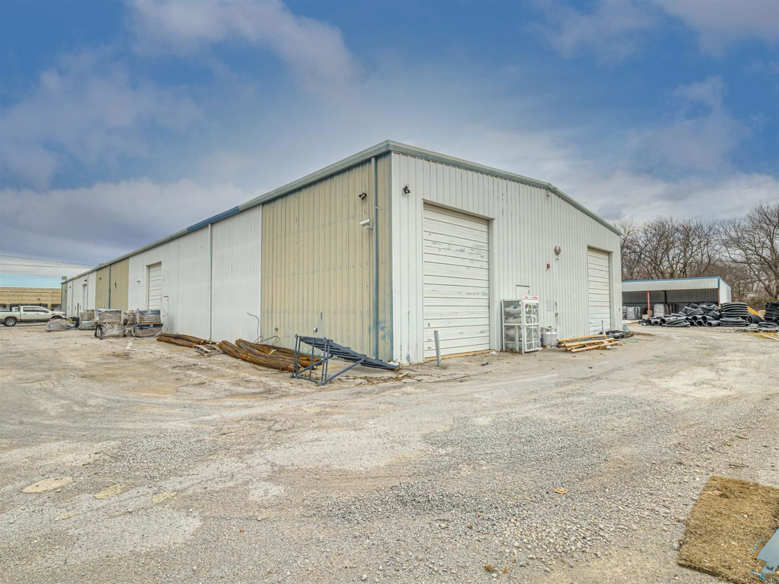 10902 East Independence Street-12- 2