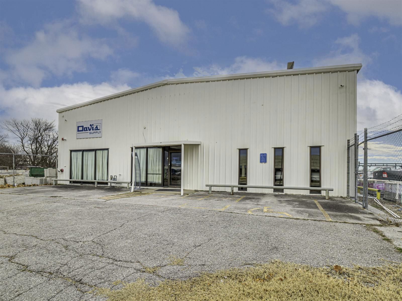 10902 East Independence Street-5 - edit-2